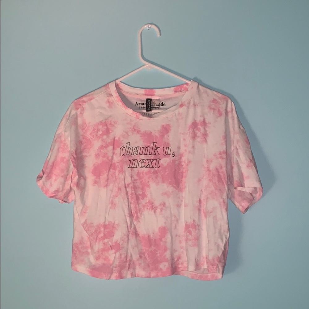 ariana grande crop top!!